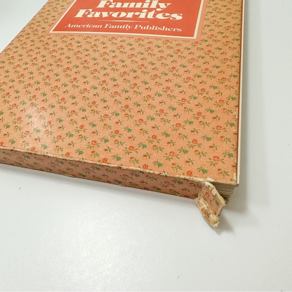 Vintage 1987 Betty Crocker's Family Favorites Set of 4 - Picture 11 of 11